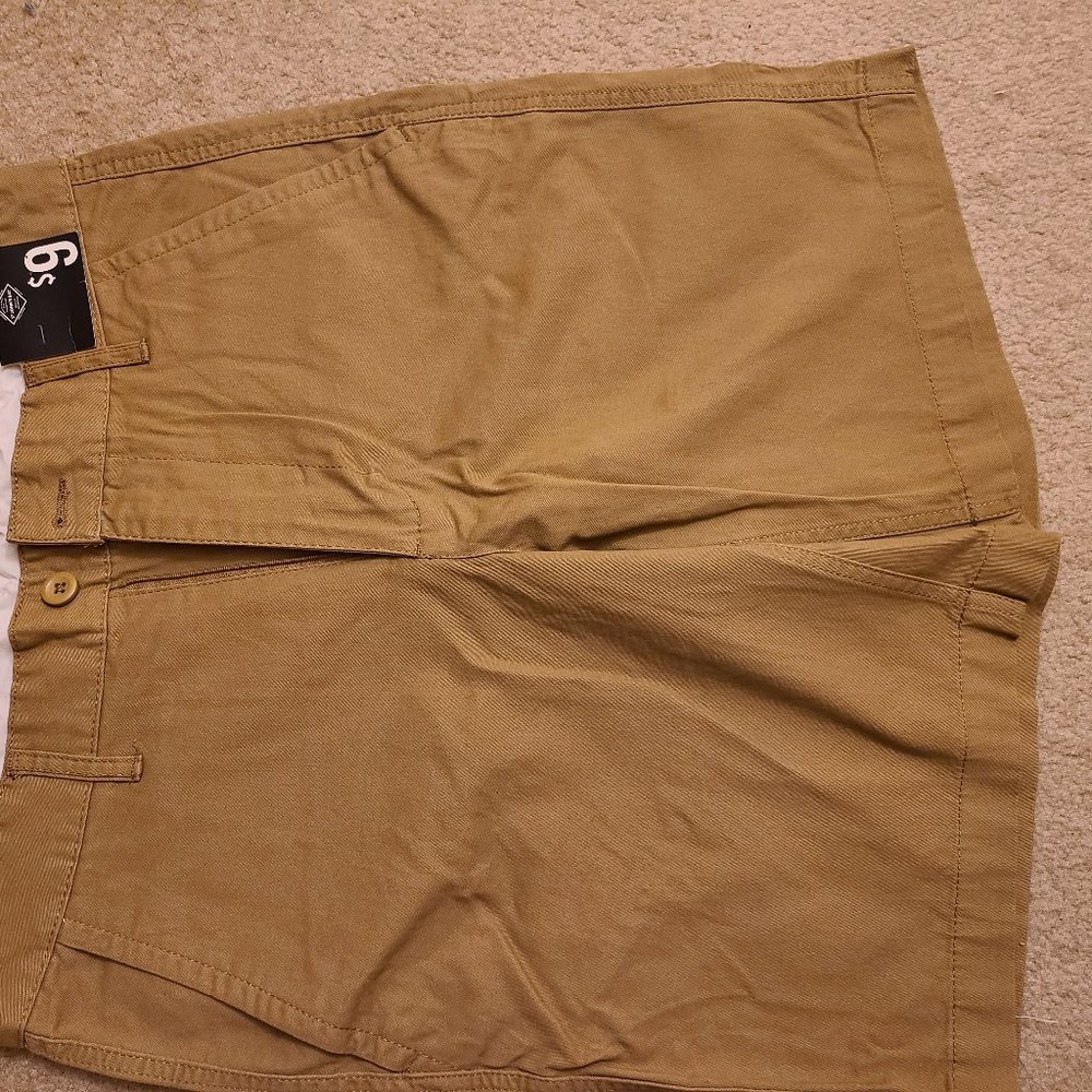Casual wear shorts . Size 32